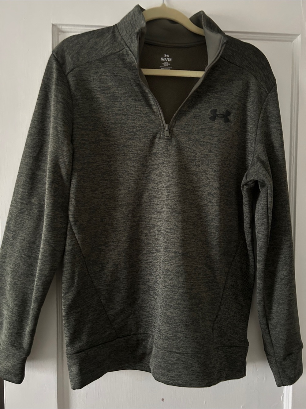 Under Armour Heather Charcoal Quarter-Zip Pullover